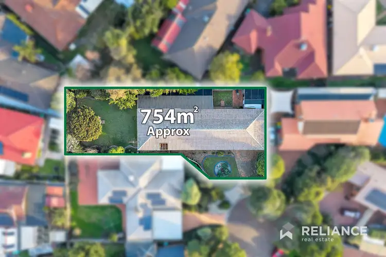 Second view of Homely house listing, 3 Deanside Close, Seabrook VIC 3028