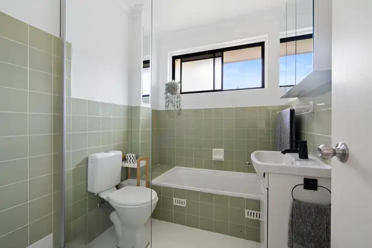 Sixth view of Homely apartment listing, 9/95 Pacific Parade, Dee Why NSW 2099