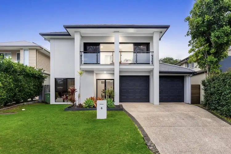 6 Armour Close