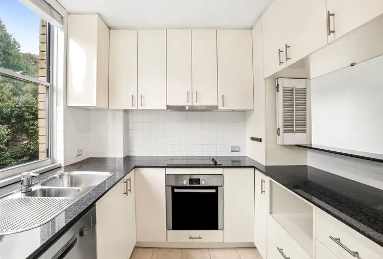 Fourth view of Homely apartment listing, 16/16-18 Eastbourne Road, Darling Point NSW 2027