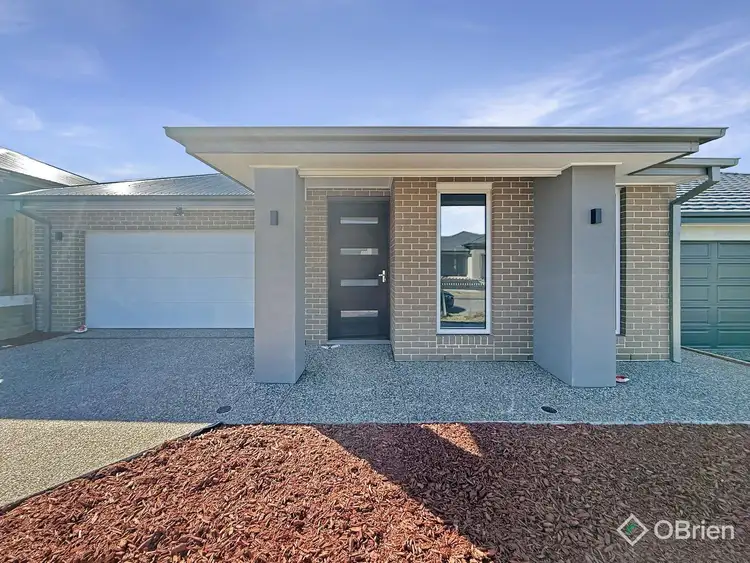 7 Pebble Road, Pakenham VIC 3810