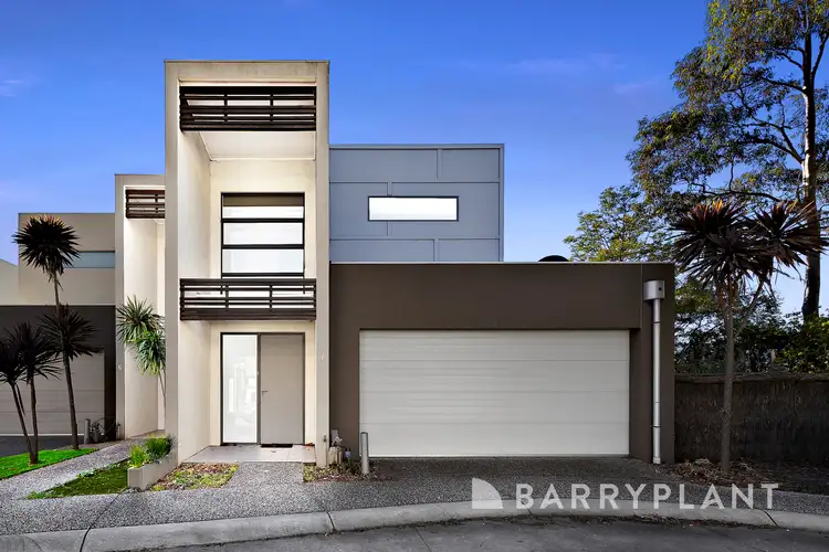 7/1-5 The Close, Caroline Springs VIC 3023