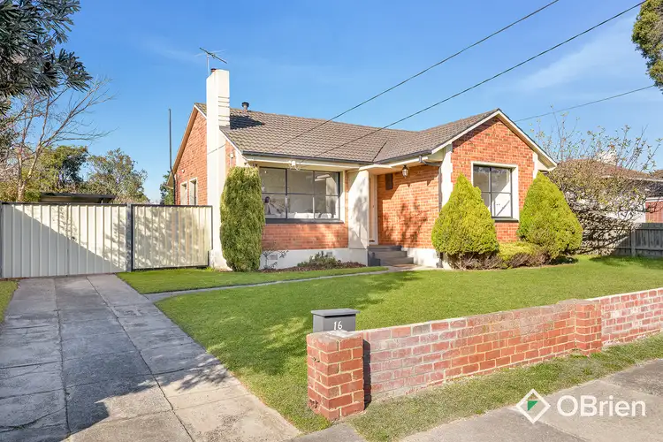 16 Plantation Avenue, Frankston North VIC 3200