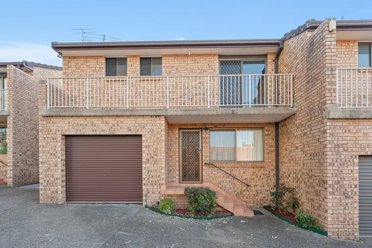 5/3 Powell Street, Mangerton NSW 2500