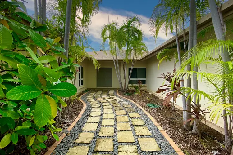 21 Bayview Boulevard, Bayview NT 820