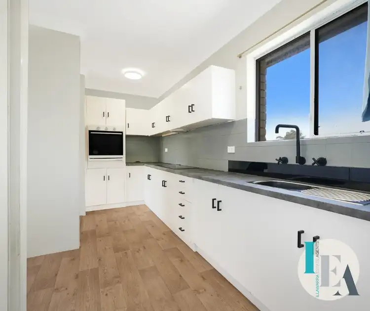 Second view of Homely unit listing, 10/46-48 Peterborough Avenue, Lake Illawarra NSW 2528