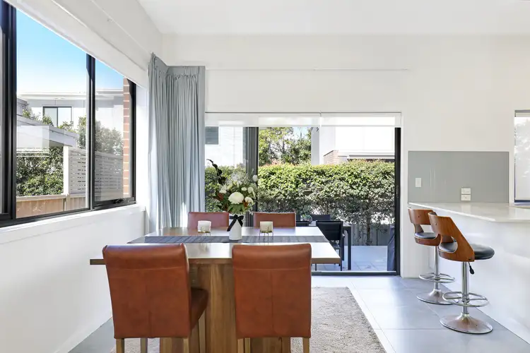 9/53 Russell Street, Balgownie NSW 2519