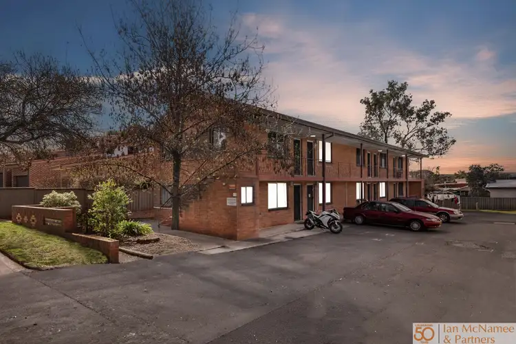 2/5 Adams Street, Queanbeyan NSW 2620