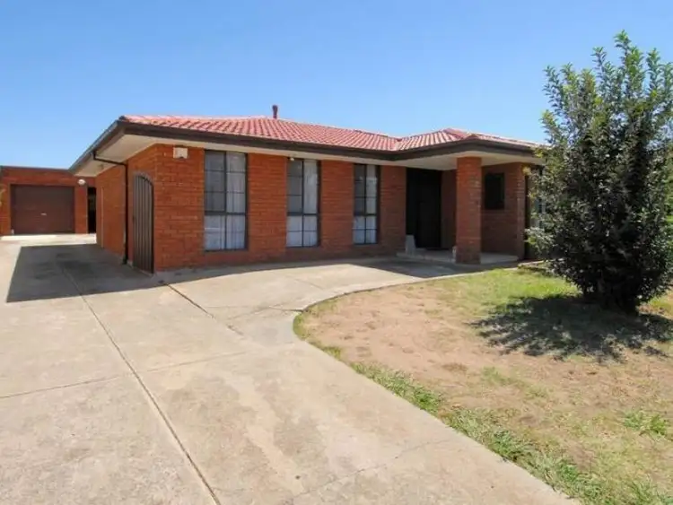 3 Lancelot Court, Kings Park VIC 3021