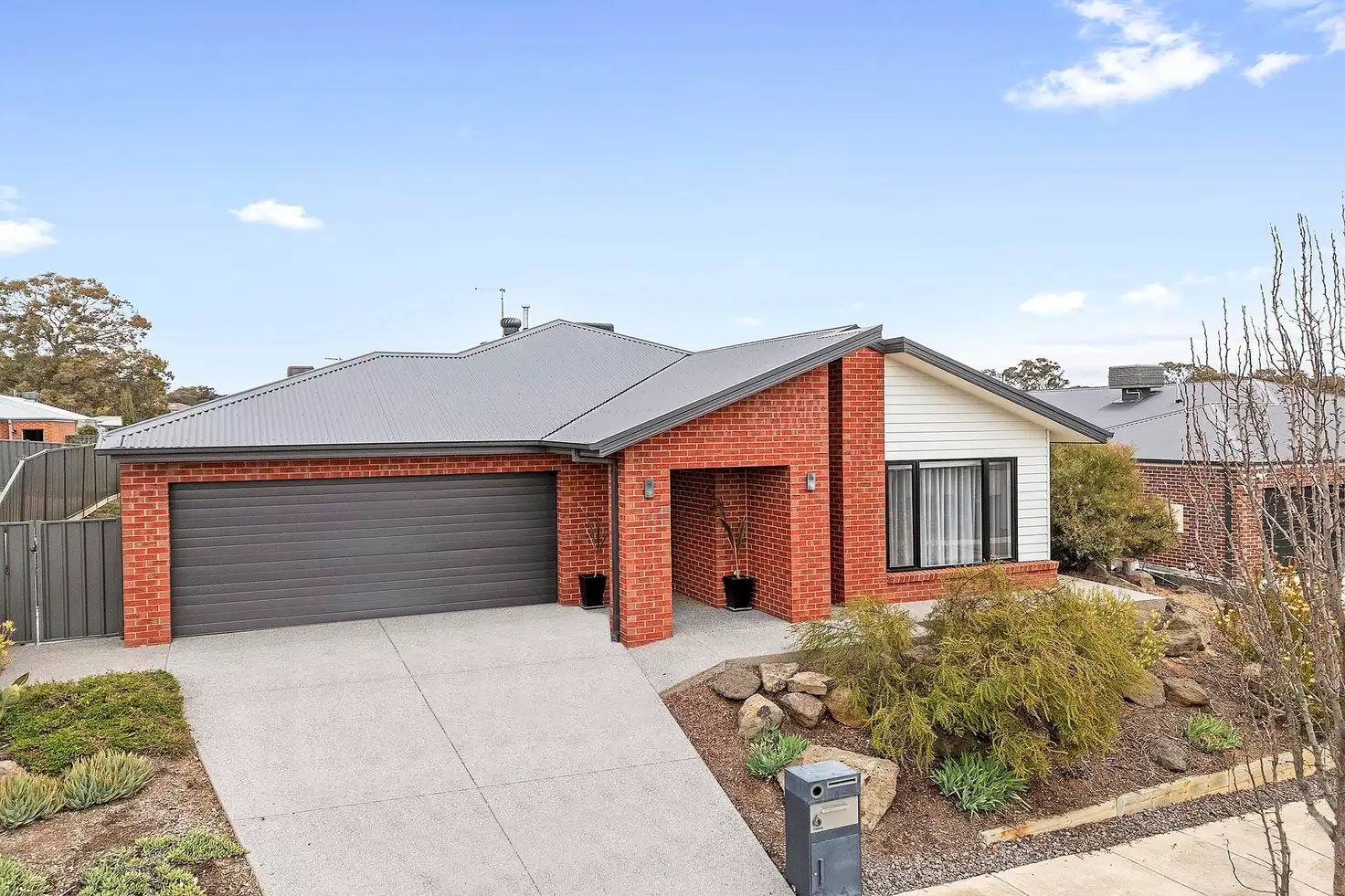 Main view of Homely house listing, 6 Ashbourne Way, Kangaroo Flat VIC 3555