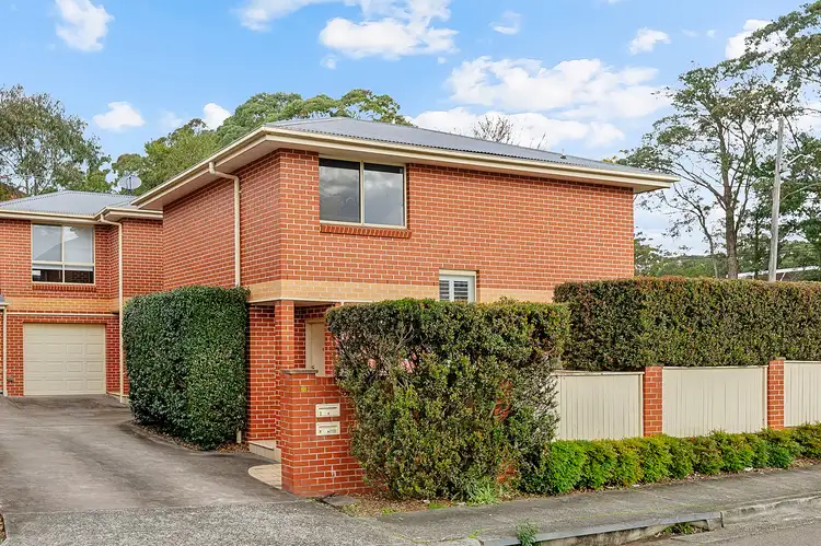 2/2C Carden Avenue, Wahroonga NSW 2076