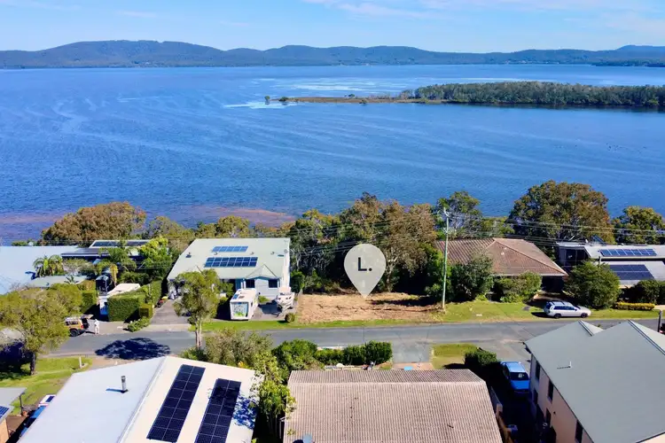 81 Green Point Drive, Green Point NSW 2428