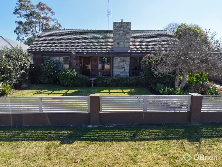 14 Pinnock Street, Bairnsdale VIC 3875
