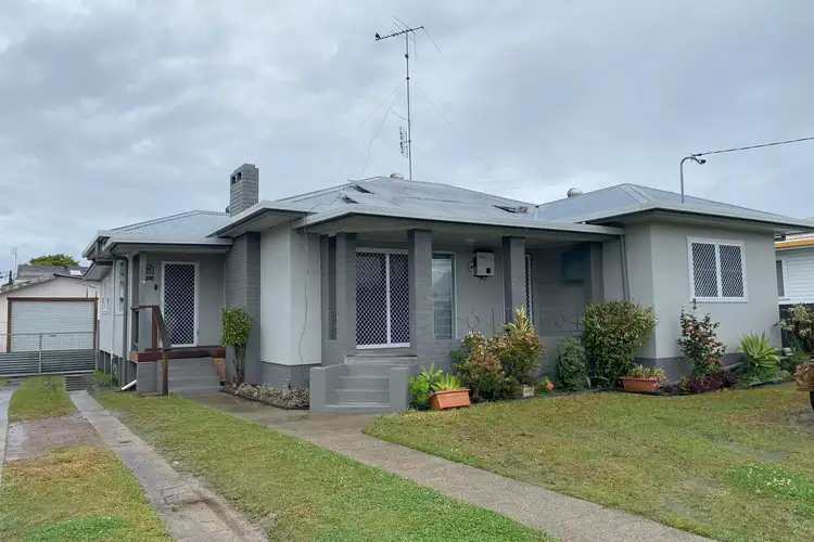 13 Elizabeth Avenue