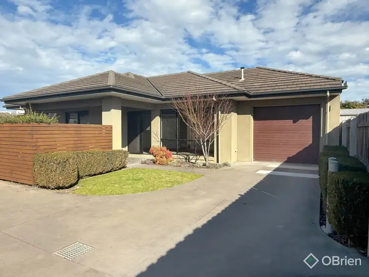 2/13 Enid Street, Bairnsdale VIC 3875