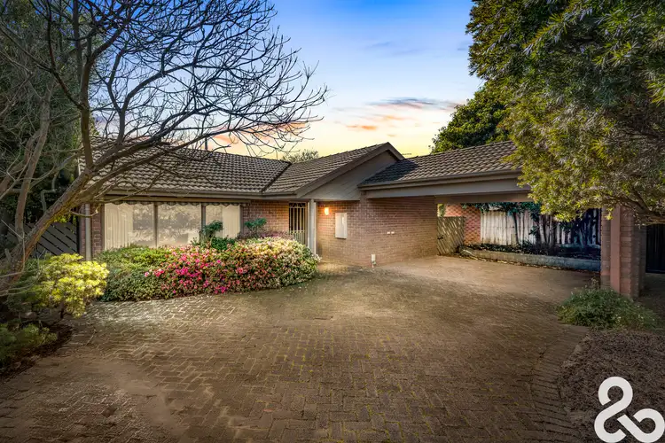 59 McLaughlin Crescent, Mill Park VIC 3082