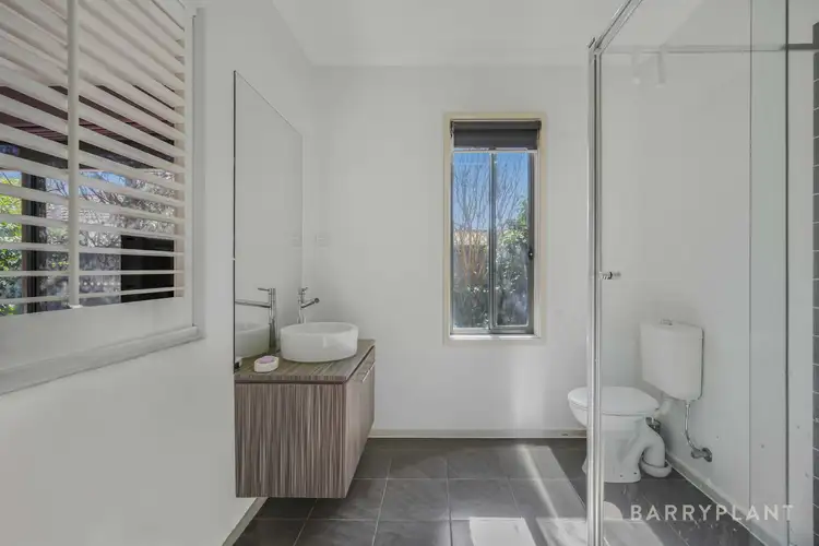 Sixth view of Homely house listing, 4 Camdolle Close, Pakenham VIC 3810