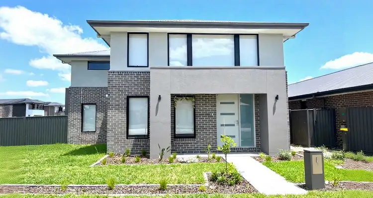 16 Caledonia Crescent, Marsden Park NSW 2765