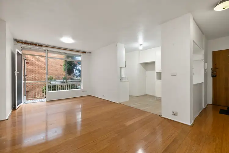 8/2 Gray Crescent, Eastlakes NSW 2018