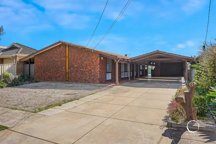 8 Kent Avenue