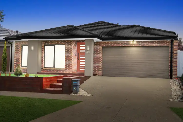 48 Truffle Circuit, Manor Lakes VIC 3024
