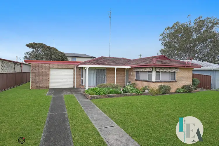 4 Windle Street, Lake Illawarra NSW 2528