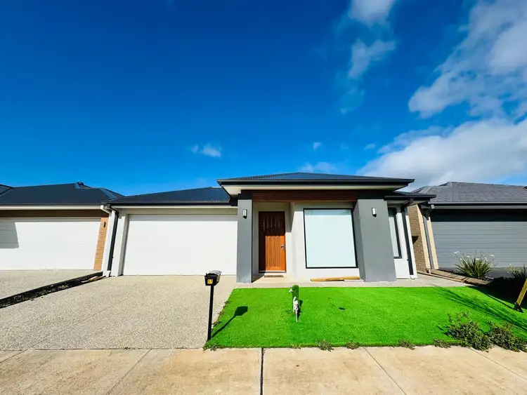 57 Sunlight Circuit, Lara VIC 3212