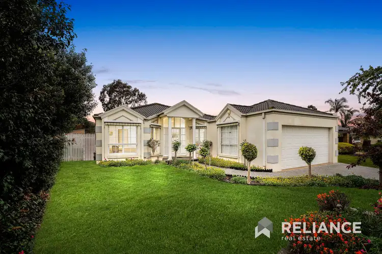 2 Bisset Court