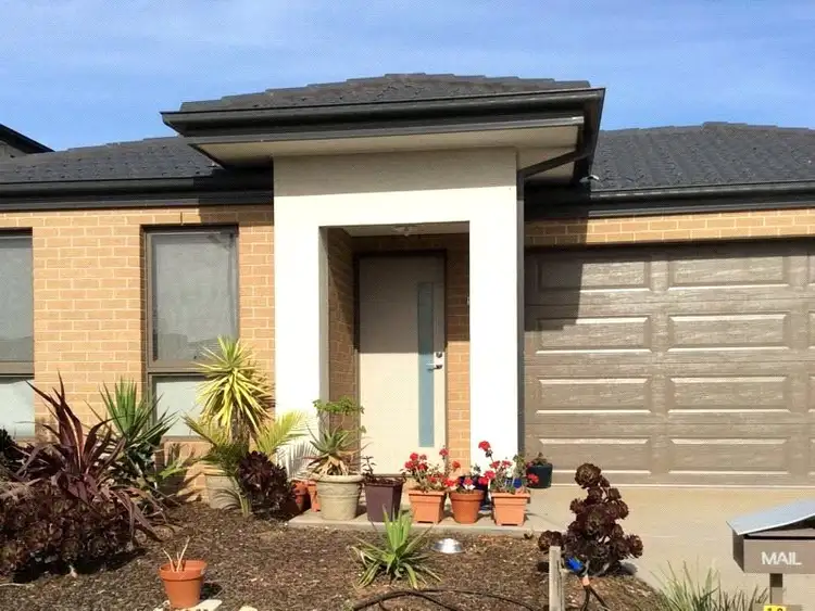 19 Elsham Grove, Truganina VIC 3029