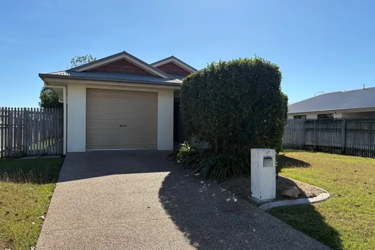 31 Tipperary Street, Mount Low QLD 4818