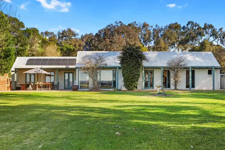 965 Lynnes Road, Outtrim VIC 3951
