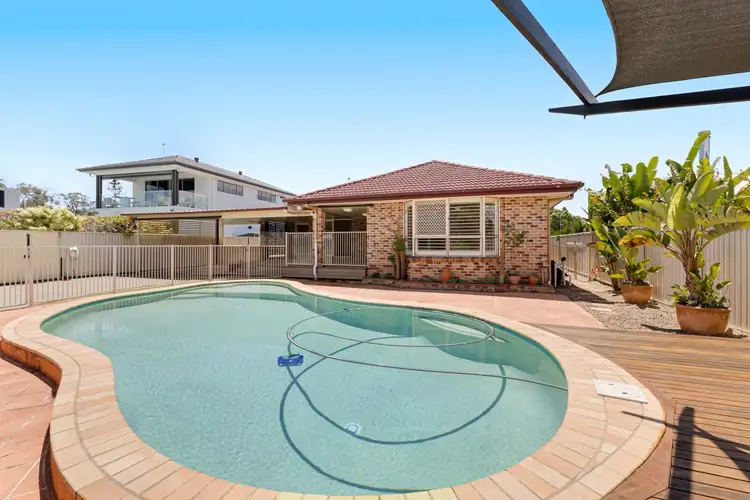 7 Chown Avenue, Currumbin Waters QLD 4223