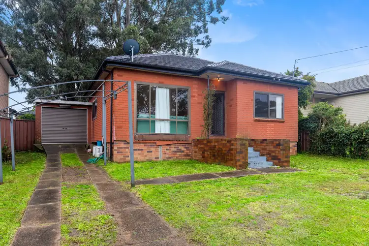 43 Mandoon Road, Girraween NSW 2145