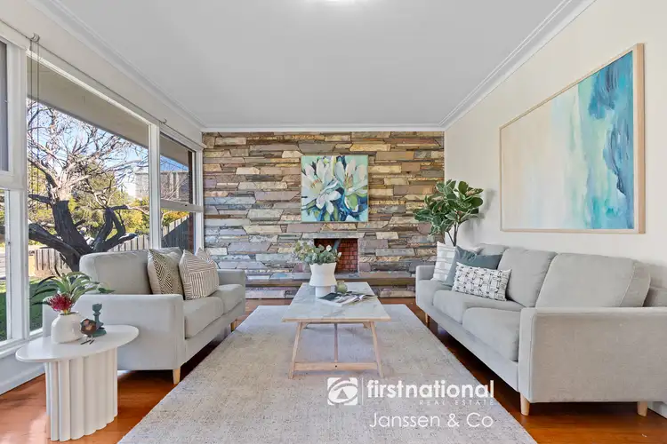 19 Virginia Grove, Malvern East VIC 3145