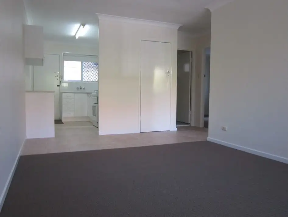 Main view of Homely unit listing, 3/39 Amelia Street, Coorparoo QLD 4151