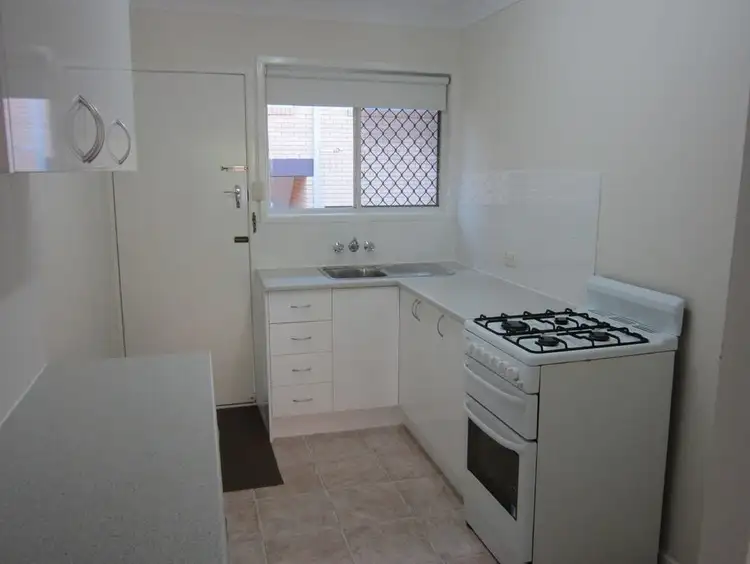 Fifth view of Homely unit listing, 3/39 Amelia Street, Coorparoo QLD 4151