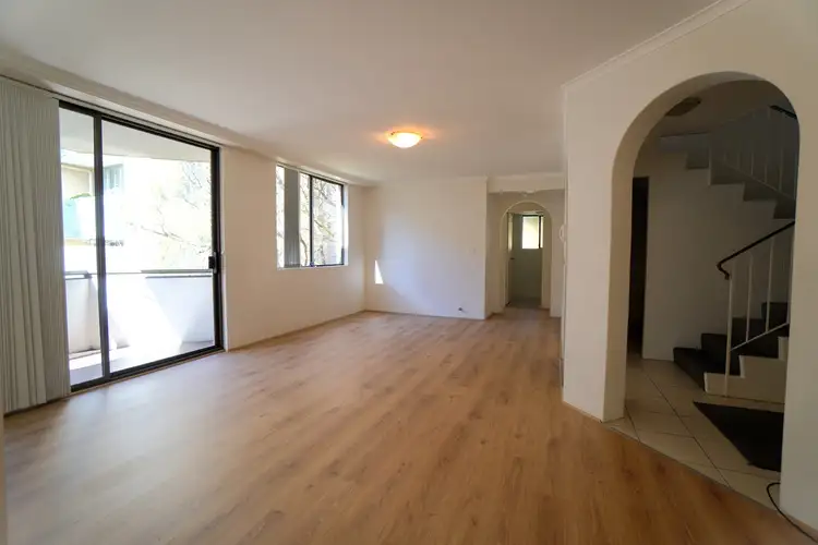 21/1-5 Parraween Street