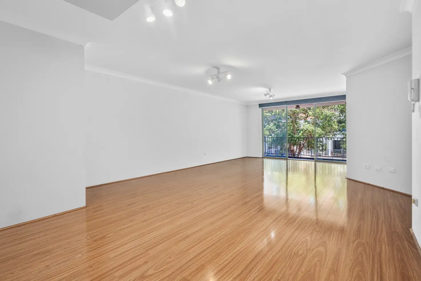 Main view of Homely unit listing, 11/23-29 Willock Avenue, Miranda NSW 2228