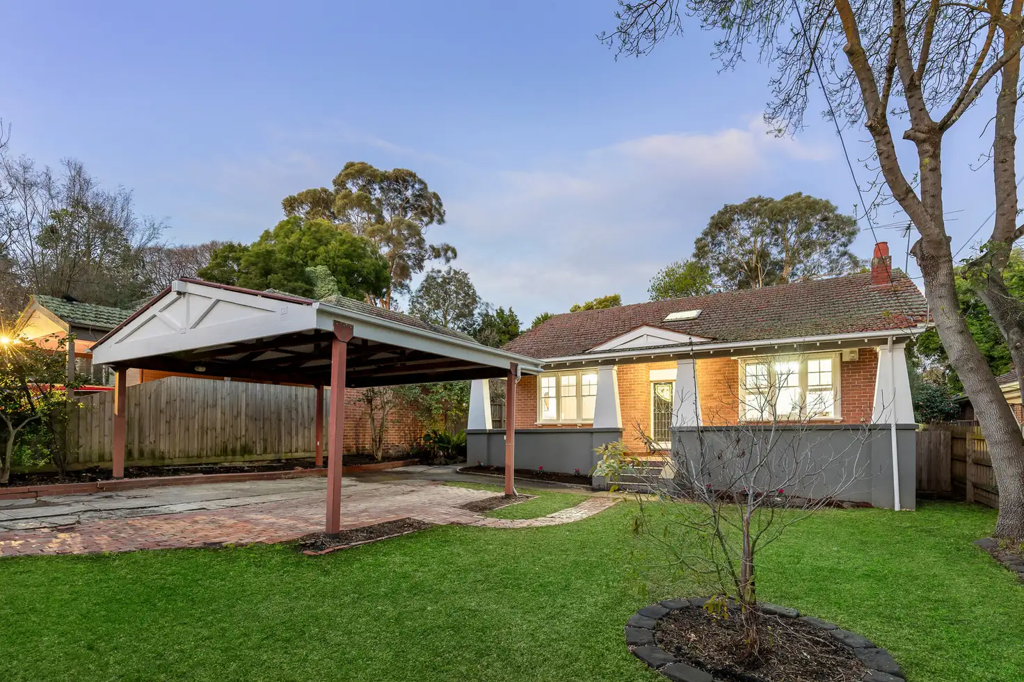 Blackburn 3Kwarto A golden opportunity in the Box Hill High School zone