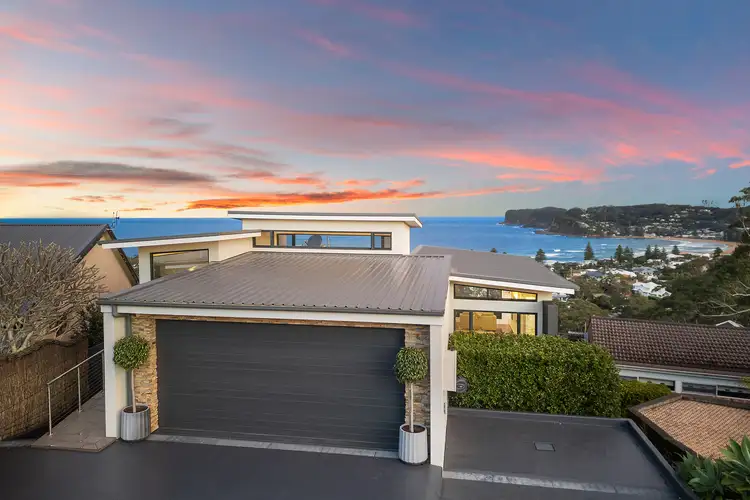 31 Table Top Road, North Avoca NSW 2260