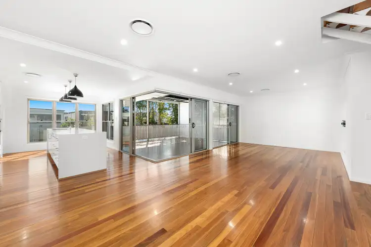 20 Errey Street, Camp Hill QLD 4152