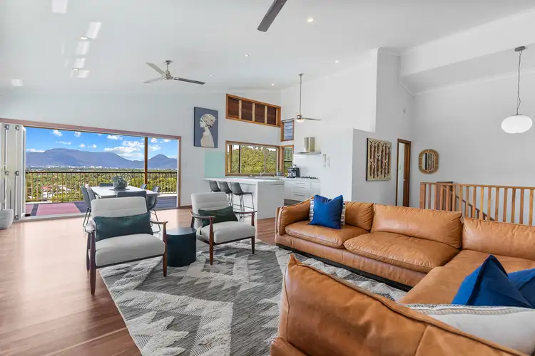 9 Trundle Terrace, Whitfield QLD 4870
