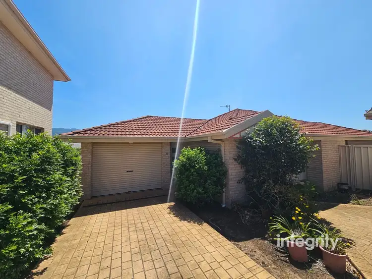 10/8 Meroo Road, Bomaderry NSW 2541