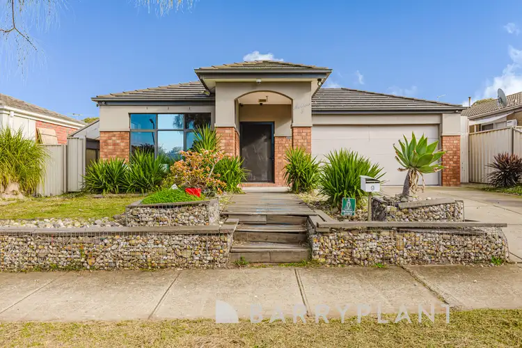 9 Mallow Street, Brookfield VIC 3338