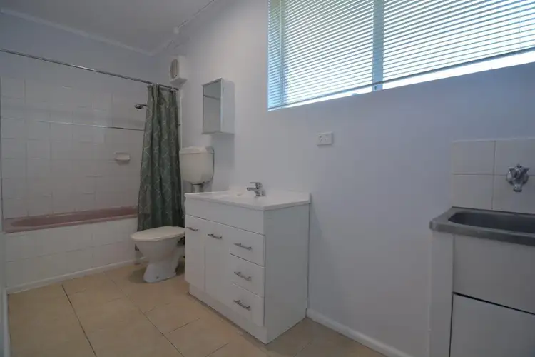 Fifth view of Homely unit listing, 4/13 Clarendon Parade, West Footscray VIC 3012