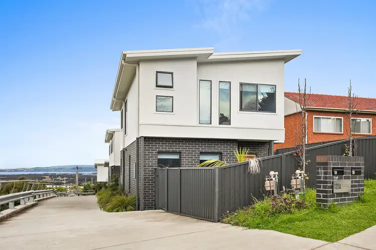 1/135a Farmborough Road, Farmborough Heights NSW 2526