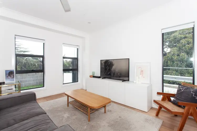 Fifth view of Homely semi-detached listing, 1/135a Farmborough Road, Farmborough Heights NSW 2526