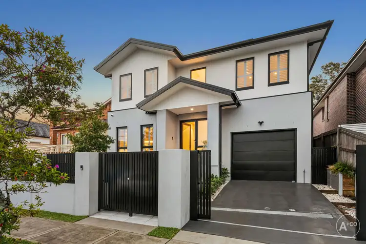 16 Livingstone Avenue, Botany NSW 2019