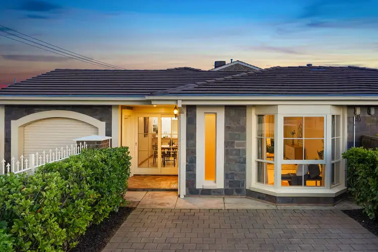 1/24 Broadway, Glenelg South SA 5045