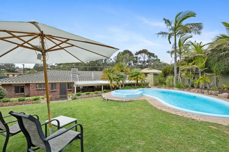 28 Elmgrove Street, Aberfoyle Park SA 5159